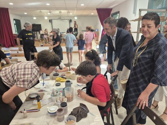 Imaxe da nova:A Xunta leva os oficios artesanais a Folgoso do Courel a través de cursos de formación e de obradoiros gratuítos para todos os públ...