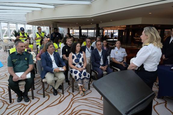 Imaxe da nova:Belén do Campo destaca a aposta de Explora Journeys pola Coruña na escala inaugural do EXPLORA III coincidindo co eclipse solar