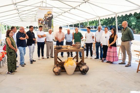 Imaxe da nova:A Xunta reafirma o seu compromiso coa olería tradicional no XII encontro de Cacharreiros de Niñodaguia
