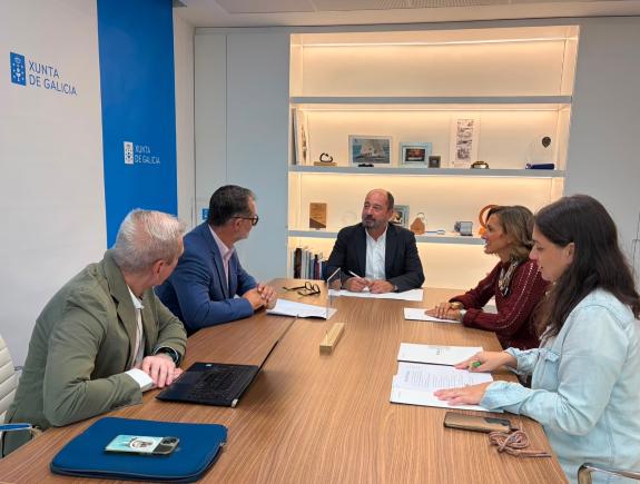 Imagen de la noticia:Turismo de Galicia y las Rutas dos Viños avanzan en la definición del enoturismo como elemento singular del destino Galicia