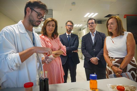 Imagen de la noticia:La Xunta destaca la importancia del compromiso ambiental de la cadena mar-industria para garantizar el cuidado y el progreso...