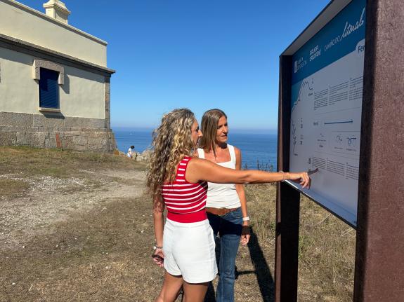 Imagen de la noticia:Martina Aneiros destaca el valor del Camino del Litoral para la preservación de la costa y el impulso del turismo sostenible