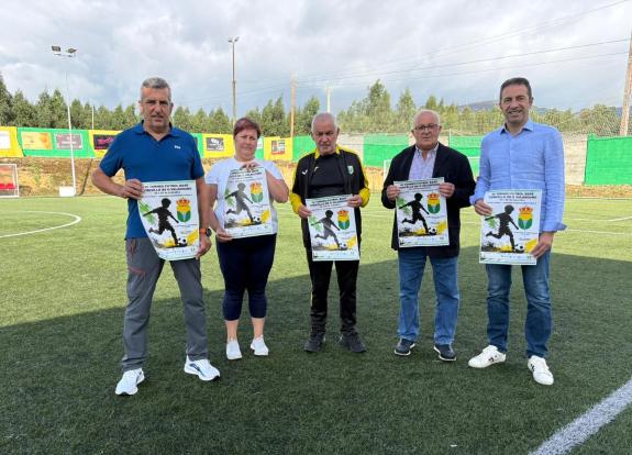 Imagen de la noticia:La Xunta apoya el III Torneo de Fútbol Base de O Valadouro, que reunirá medio centenar de equipos los días 19 y 20 de septie...