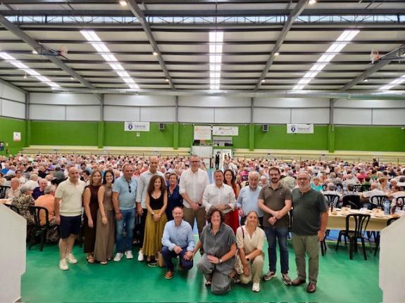 Imaxe da nova:A Xunta salienta a Xuntanza de Maiores de Ordes como unha iniciativa que fomenta a participación social e o envellecemento activo e...