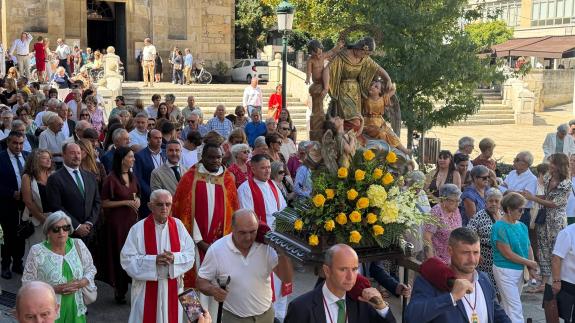 Imaxe da nova:Turismo de Galicia salienta en Ribeira o valor das Festas de Santa Uxía para prolongar a actividade turística máis alá da tempada e...