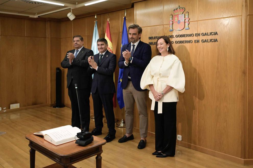 Imaxe 2 de 2 asociada á nova