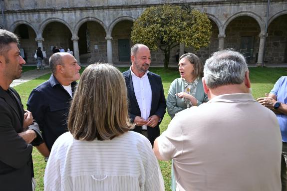 Imagen de la noticia:Turismo de Galicia renueva su apoyo al Ribeira Sacra Cycling para dinamizar el turismo deportivo en Ourense