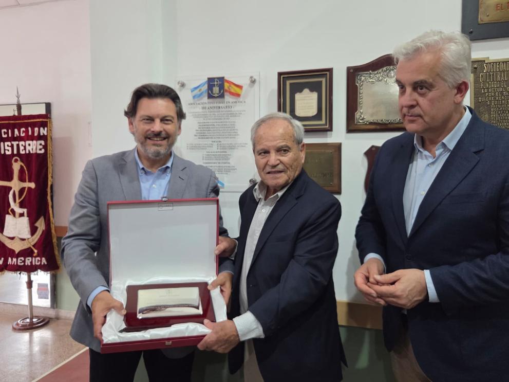 Imaxe 1 de 3 asociada á nova