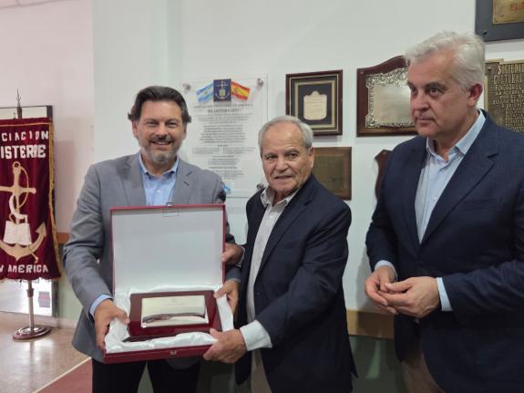 Imaxe da nova:A Xunta felicita a Asociación Finisterre en América polo seu centenario de traxectoria como referente na historia da emigración gal...
