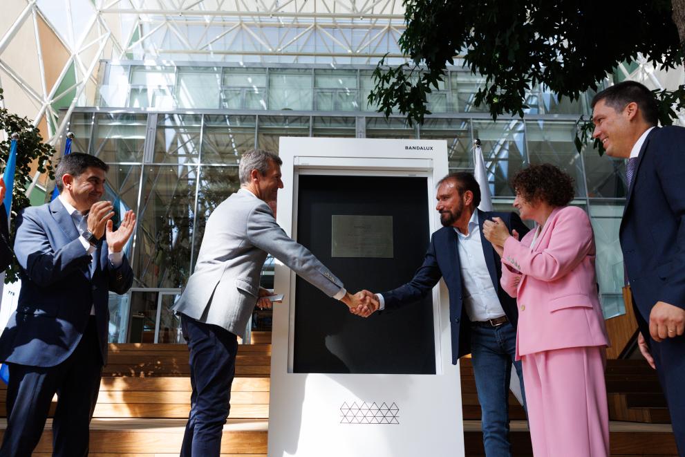 Imaxe 2 de 7 asociada á nova
