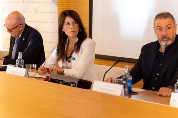 Imaxe da nova:Allegue: “Traballamos para incrementar a oferta da vivenda protexida, agora e no futuro, a través dos PIAs”