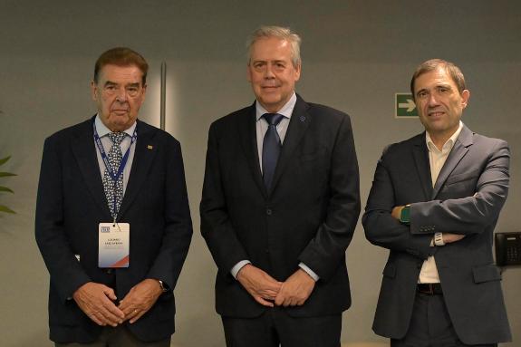 Imagen de la noticia:Gómez Caamaño destaca el sólido ecosistema normativo, científico y tecnológico que sitúa Galicia a la vanguardia en el emple...