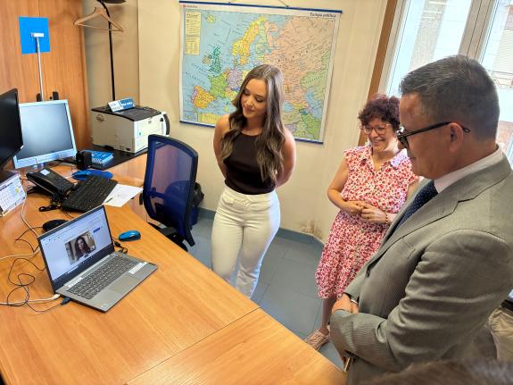 Imaxe da nova:A Xunta incorpora simuladores de entrevistas de traballo con intelixencia artificial ao proceso de orientación laboral do Servizo P...