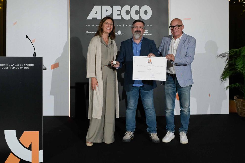Imaxe 2 de 5 asociada á nova