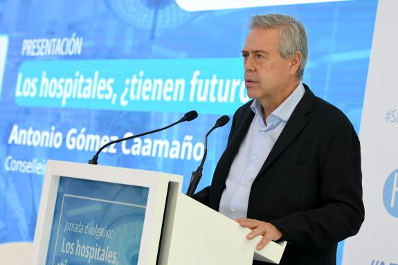 Imagen de la noticia:Gómez Caamaño subraya la transformación de los hospitales gallegos hacia un modelo más integrado, tecnológico, resolutivo, c...