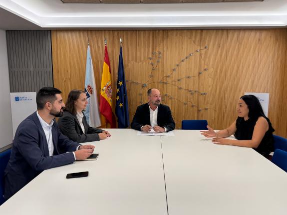 Imaxe da nova:Xosé Merelles repasa cos organizadores e o Concello de Xinzo o potencial turístico da Festa do Esquecemento