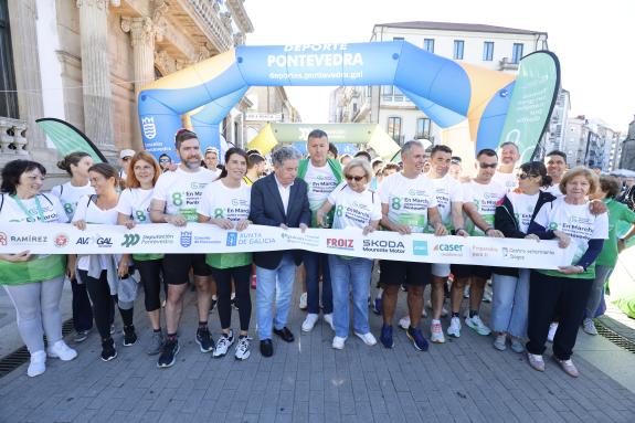 Imagen de la noticia:La conselleira María Martínez Allegue asiste a la caminata 'Pontevedra en Marcha contra el Cáncer'