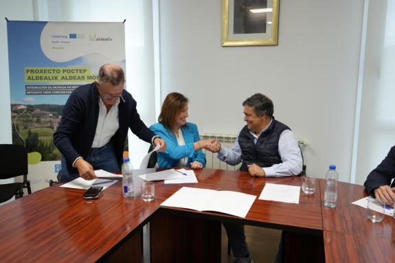 Imagen de la noticia:Medio Rural destaca la red de calor de biomasa de Infesta como modelo de sostenibilidad y autosuficiencia