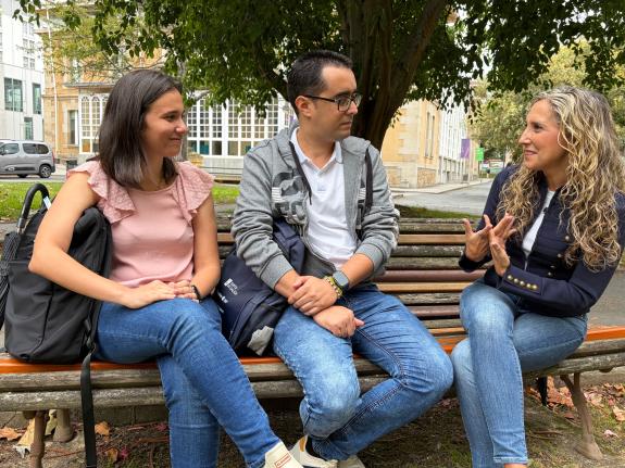 Imaxe da nova:A delegada da Xunta en Ferrol recibe ás novas persoas beneficiarias das Bolsas Excelencia Mocidade Exterior no Campus Industrial
