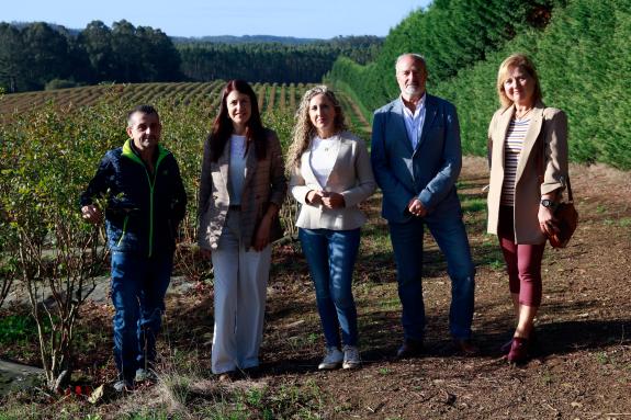 Imagen de la noticia:María José Gómez destaca la apuesta de Cool Farms Regenerative por la diversificación agraria y la sostenibilidad en el rura...