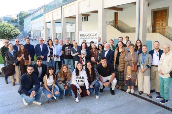 Imagen de la noticia:El delegado de la Xunta asiste al acto de inauguración de las actividades del nuevo curso de la Asociación Juvenil Amencer d...