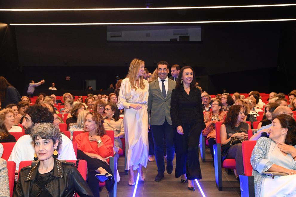 Imaxe 2 de 3 asociada á nova