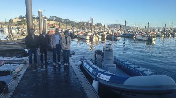 Imagen de la noticia:Mar visita la lonja de Baiona para conocer de cerca las instalaciones y el proyecto Baiona mare ludis et natura