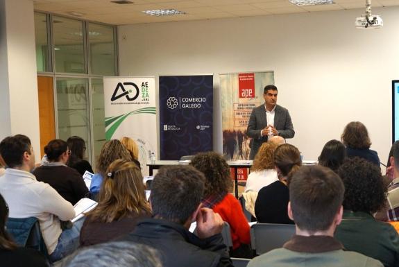 Imaxe da nova:A Xunta aposta en Lalín pola adaptación do comercio galego aos novos retos que presentan a dixitalización e a intelixencia artifici...