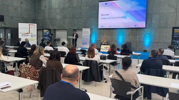 Imaxe da nova:A Xunta pon en valor a aplicación da IA no sector comercial para impulsar a súa competitividade no marco do proxecto transfronteiri...