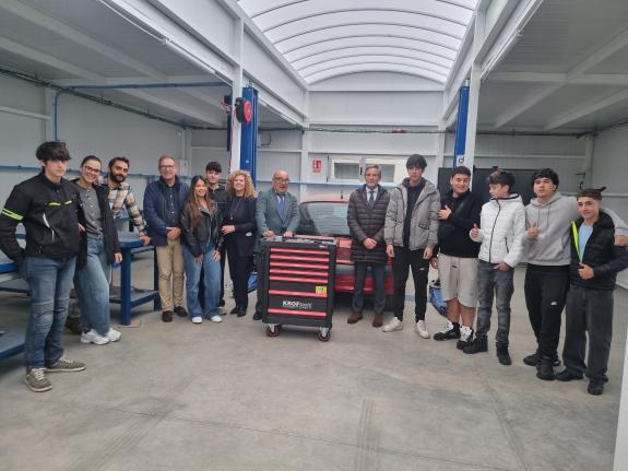 Imagen de la noticia:La directora general de FP señala las aulas nómadas como una oportunidad para ofrecer nuevas opciones formativas y evitar el...