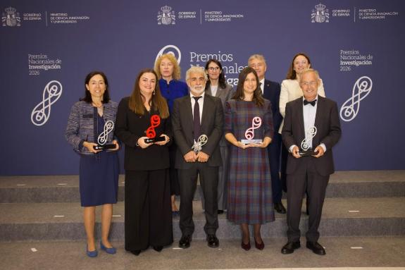 Imagen de la noticia:La Xunta felicita a los científicos gallegos galardonados con los Premios Nacionales de Investigación
