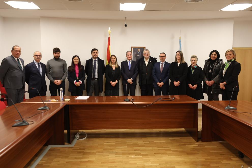 Imaxe 1 de 3 asociada á nova