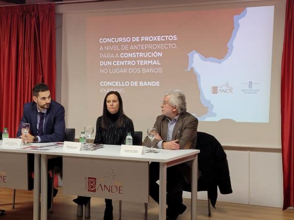 Imaxe da nova:A Xunta apoia a posta en valor dos recursos termais do municipio ourensán de Bande