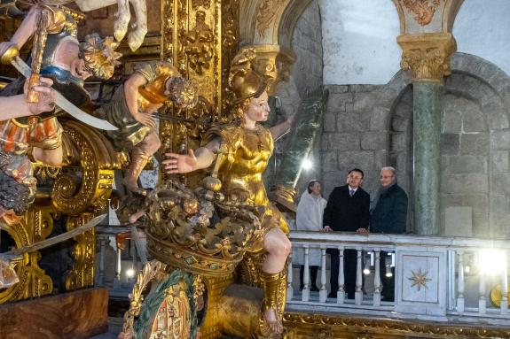 Imaxe da nova:A Xunta destaca a súa colaboración coa Fundación da Catedral de Santiago para a reparación do patrimonio en madeira do templo compo...