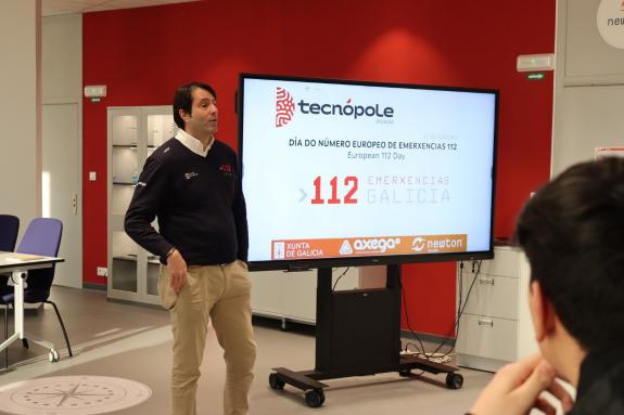 Imagen de la noticia:La Xunta conmemora el Día Europeo del 112 con una actividad de divulgación en el Aula Newton