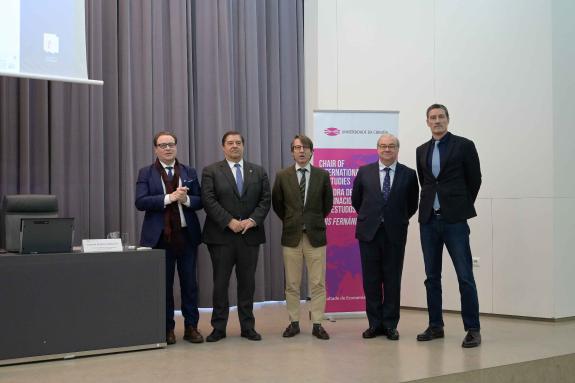 Imagen de la noticia:Miguel Corgos destaca la planificación estratégica como un elemento esencial para abordar los retos de futuro sin improvisac...