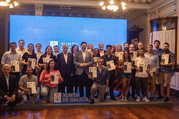 Imagen de la noticia:Emigración entrega en Argentina 80 distinciones a los participantes de los programas Conecta y Reencontros co Xacobeo 2022