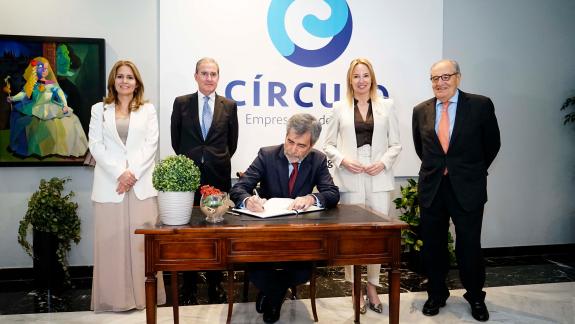 Imaxe da nova:Fernández-Tapias asiste ao coloquio de Carlos Lesmes sobre sociedade civil e xustiza en Vigo