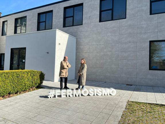 Imagen de la noticia:A Xunta valora o compromiso do Concello de Boimorto coa protección da paisaxe coa rehabilitación da fachada da residencia da...