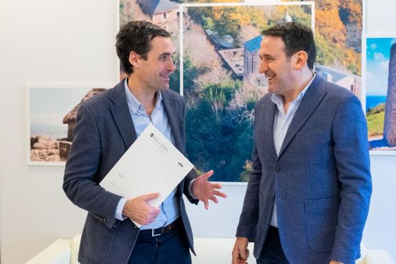 Imagen de la noticia:A Axencia de Protección da Legalidade Urbanística e o Concello de Crecente avogan pola colaboración para garantir un uso sos...