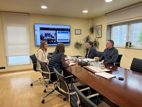 Imaxe da nova:La Xunta aborda con profesionales de las administraciones autonómica y local la Ley del ciclo integral del agua, que refuerza el ap...