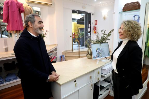 Imaxe da nova:A Xunta anima ao comercio compostelán a solicitar as axudas de ata 17.600 € para impulsar a dixitalización e a modernización dos se...