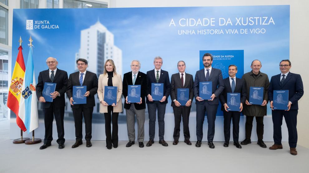 Imaxe 8 de 9 asociada á nova