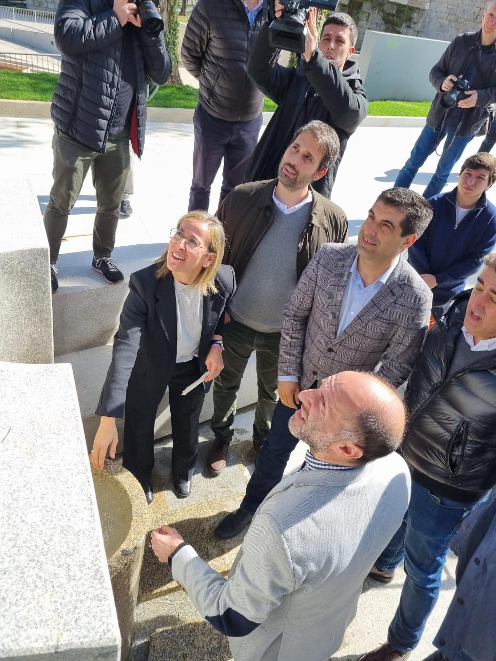 Imaxe 2 de 7 asociada á nova