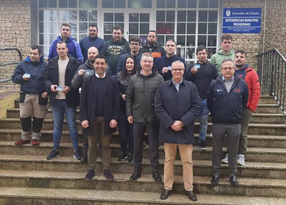 Imagen de la noticia:La Xunta apoya la puesta en marcha de la nueva Agrupación de Voluntarios de Protección Civil de Dozón