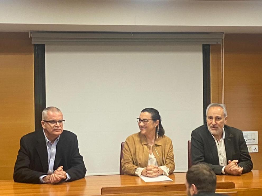 Imaxe 1 de 2 asociada á nova