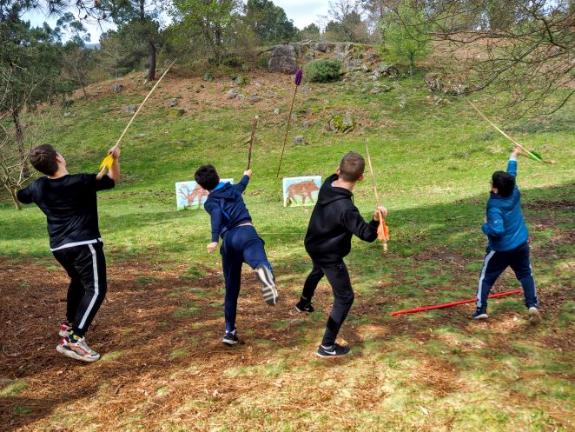 Imagen de la noticia:El Parque Arqueolóxico da Arte Rupestre de Campo Lameiro intensifica su programación en Semana Santa con nuevos talleres y v...