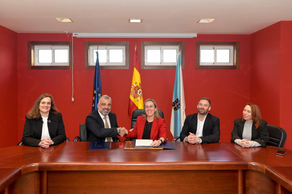 Imaxe 1 de 3 asociada á nova
