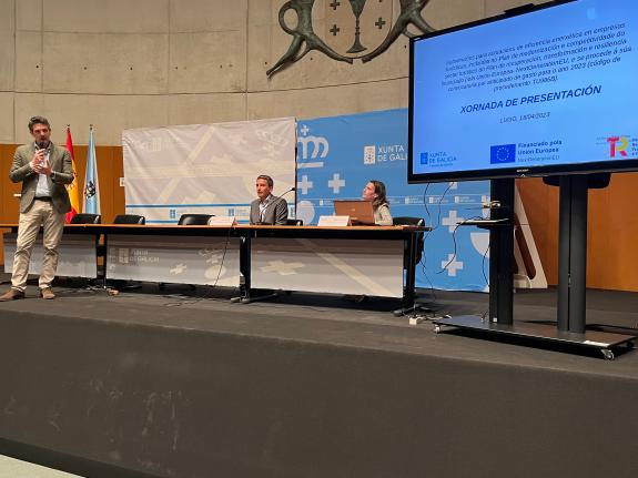 Imagen de la noticia:La Xunta anima a solicitar las ayudas para mejorar la eficiencia energética de los establecimientos turísticos