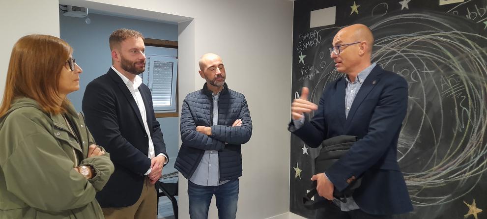 Imaxe 1 de 3 asociada á nova